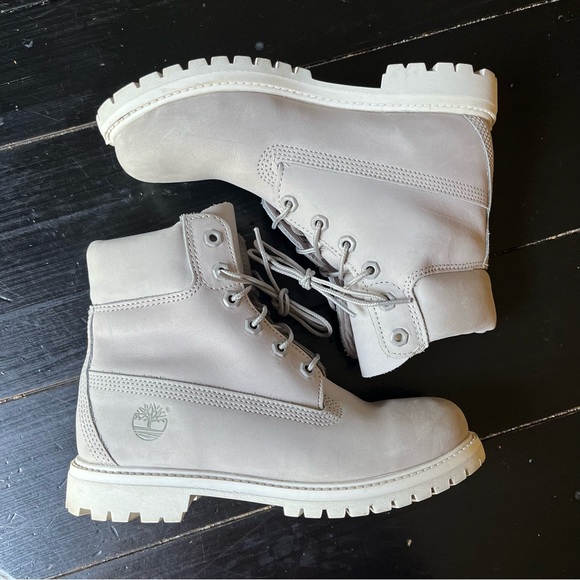 Timberland | Icon Grey Premium Boot White Sole Women’s 7 - Picture 3 of 9